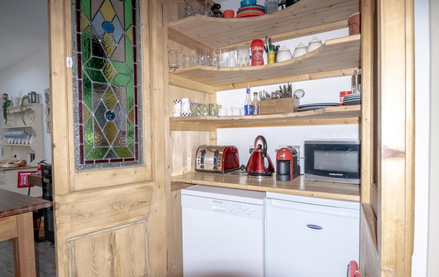 Stylish 2 Bedrooms Cosy & Bright Cottage, Pet Friendly, Sleeps 5, Titchfield Village - Summer Special Offer!! - By Blue Puffin Stays Екстериор снимка